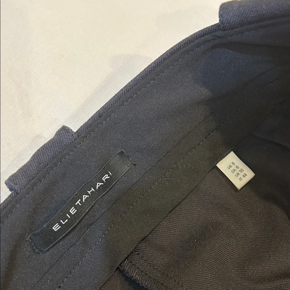 Elie Tahari Gold Button Pants - Picture 3 of 5